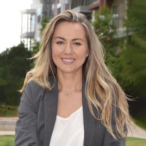 Meet your Posher, Karyna